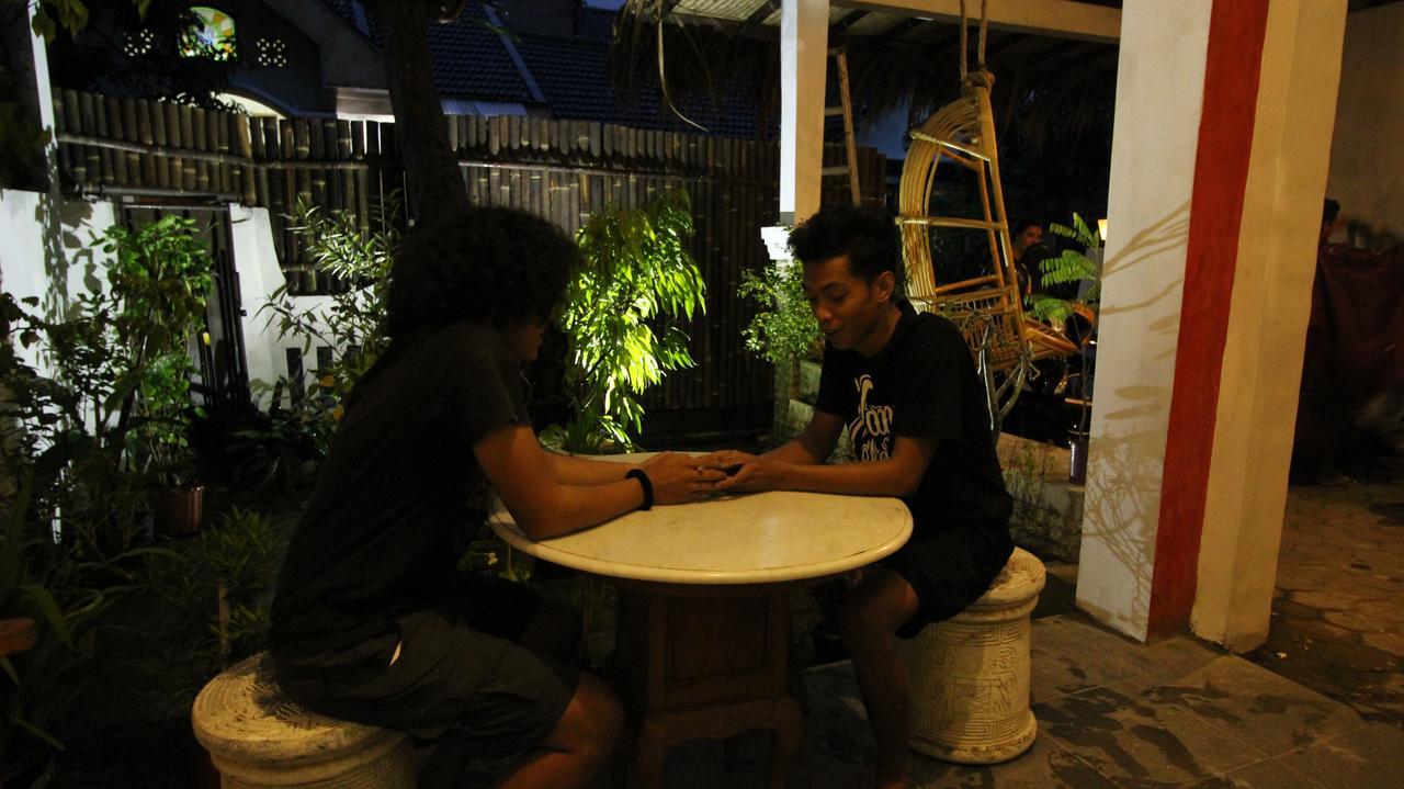 Hati Hati Hostel Yogyakarta Exterior foto