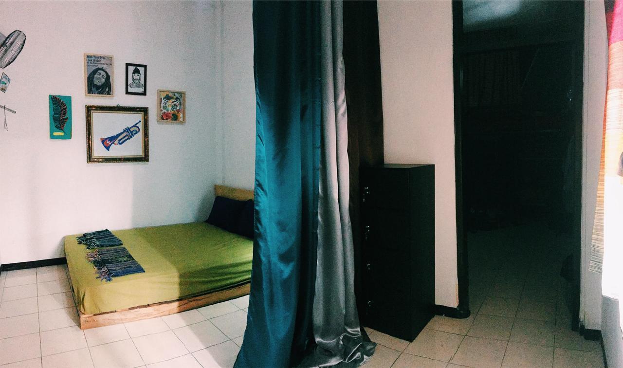 Hati Hati Hostel Yogyakarta Exterior foto